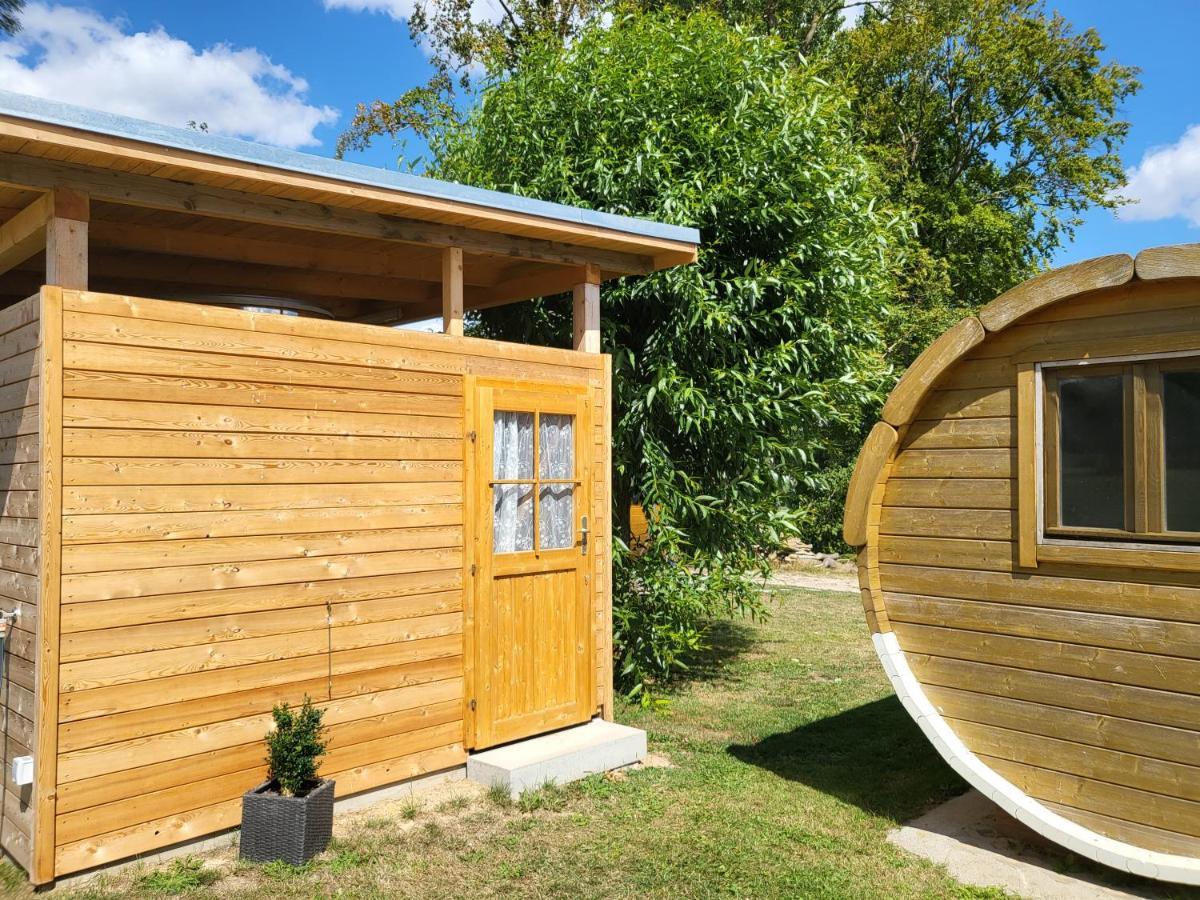Peenehof Koeppen - Ferienwohnungen & Schlaffaesser Jordenstorf Esterno foto